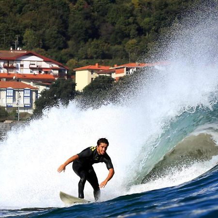 Apartamentos Mundaka Surf Camp Exterior foto